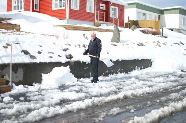 Omar bíður ekki aðgerðarlaus eftir sumrinu