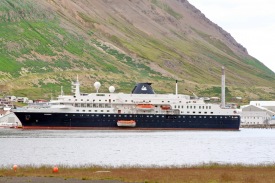 Minerva vi Hafnarbryggjuna