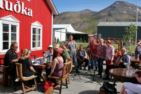 Bylgjulestin a taka upp