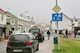 Aalgata: Vistgata byrjar