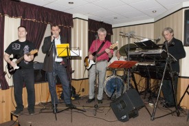 Lj�smyndari; J�n Magg