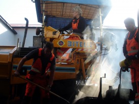 Framkv�mt hj� Rau�ku. Lj�smyndari; H�r�ur J�l�usson