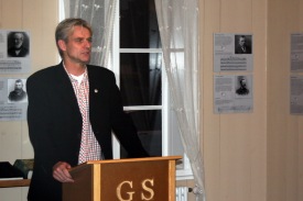 rarinn Hannesson forsprakki Glar