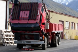 Volvo F 1223 vrubifrei.