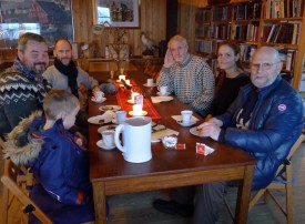 sldin etin me tei og kaffi - mynd: J. Pasila